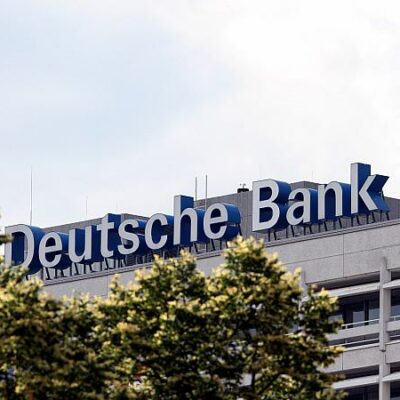 Bericht-Deutsche-Bank-rudert-bei-Digitalbank-Plaenen-zurueck.jpg