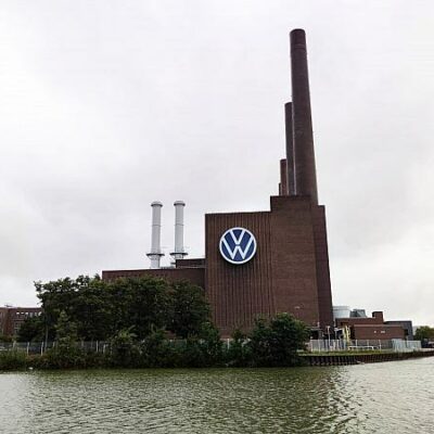 Bericht-Nun-doch-Kurzarbeit-im-VW-Stammwerk-in-Wolfsburg.jpg