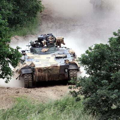 Deutschland-liefert-weitere-Panzer-an-Ukraine.jpg