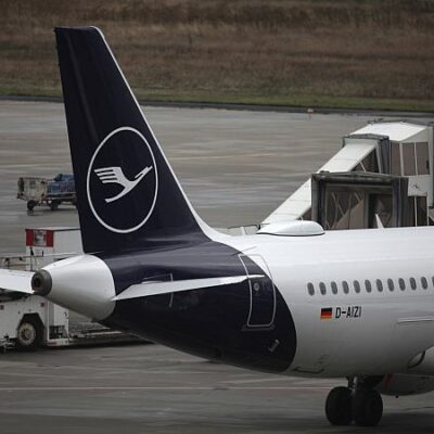 Lufthansa-Bodenpersonal-soll-125-Prozent-mehr-Lohn-erhalten.jpg