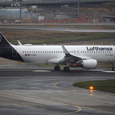 Neue-Streiks-bei-Lufthansa-und-Bahn-angelaufen.jpg